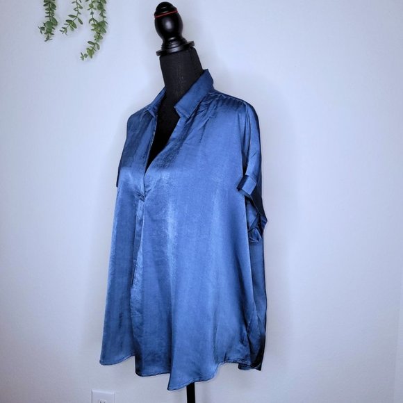 BLUE SATIN V NECK WITH COLLAR POPOVER BLOUSE - Picture 3 of 7